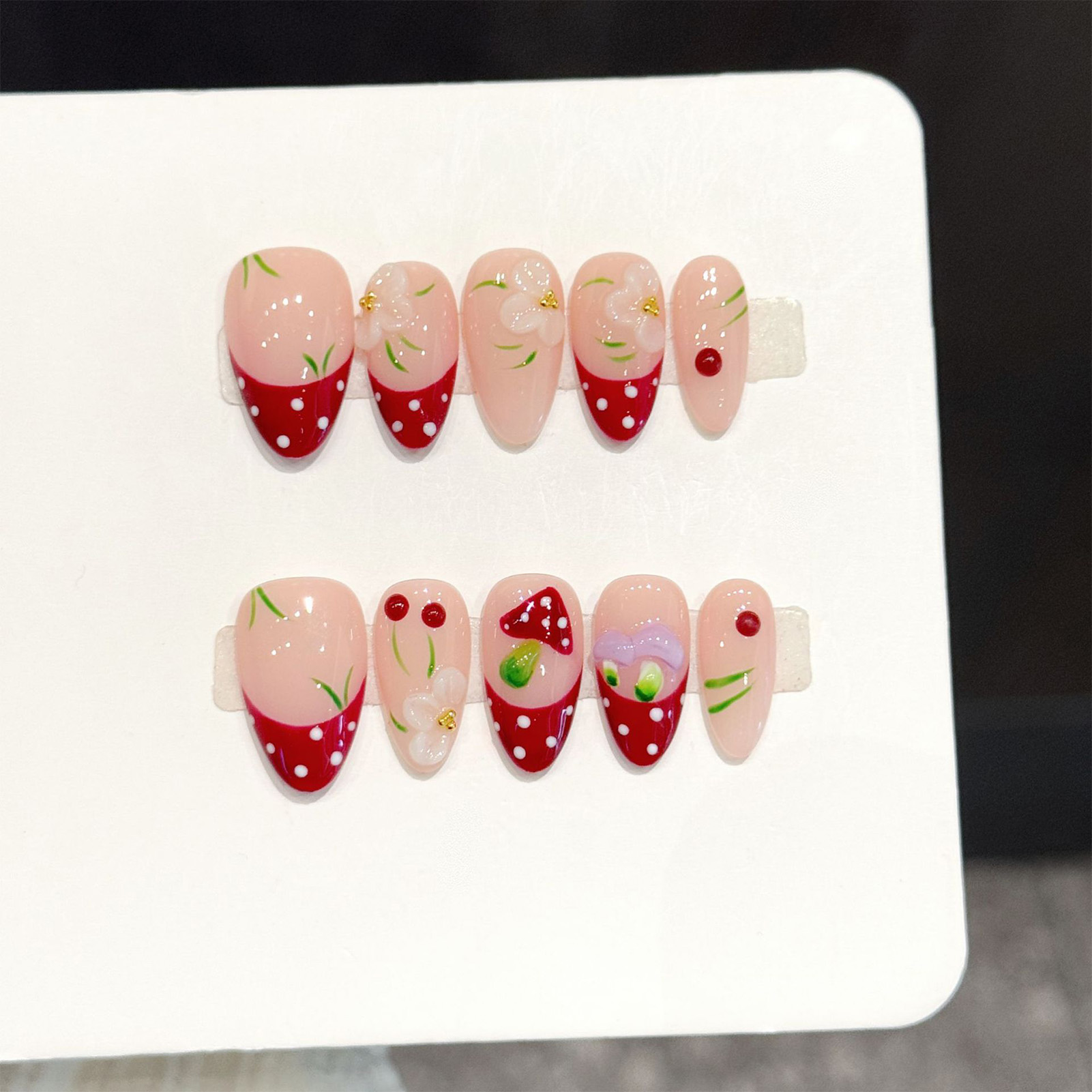 Pressed Flower Art - 10Pcs Red White Polka Dot Design
