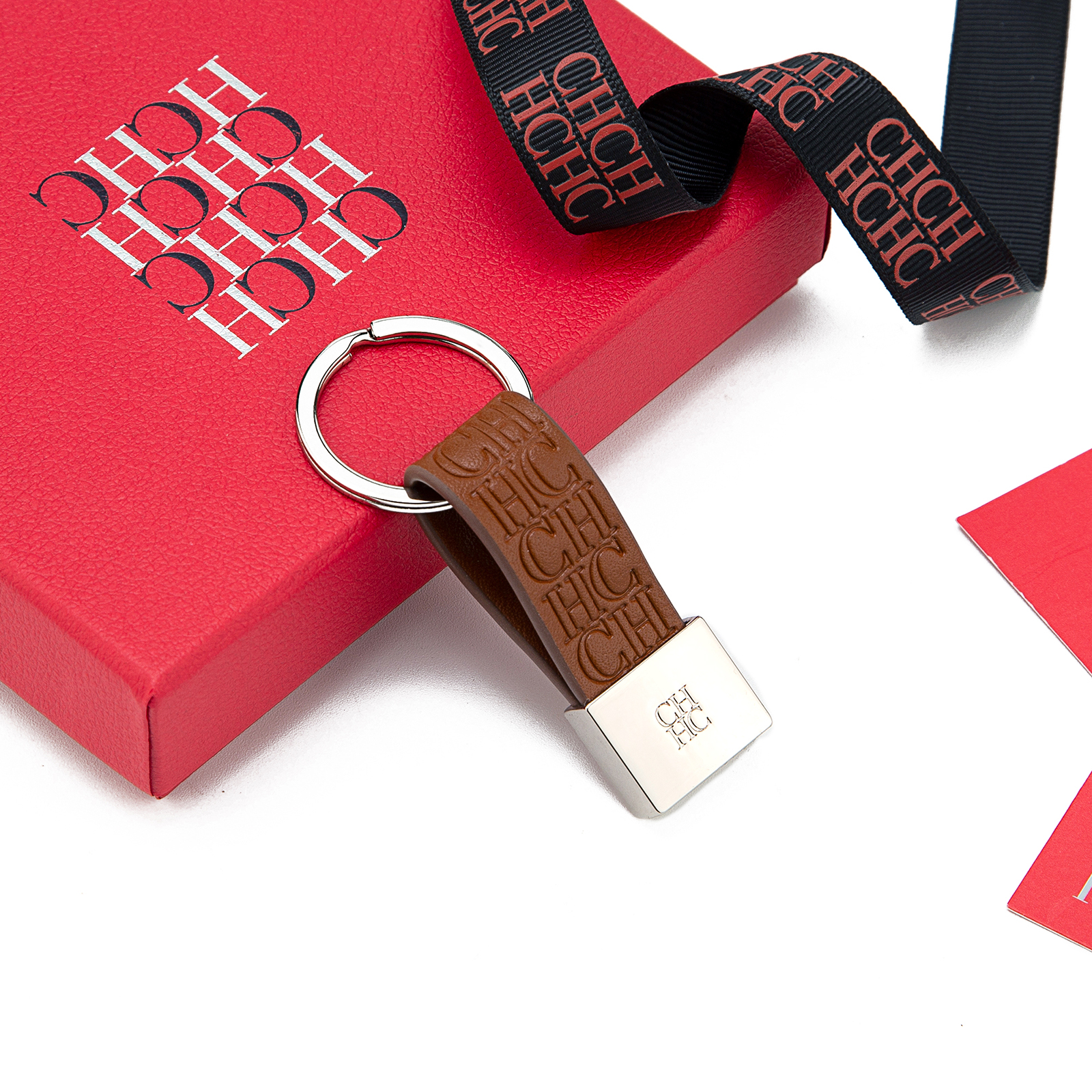 CH Embossed Monogram Leather K - Monogram Keychain Leather avis et prix