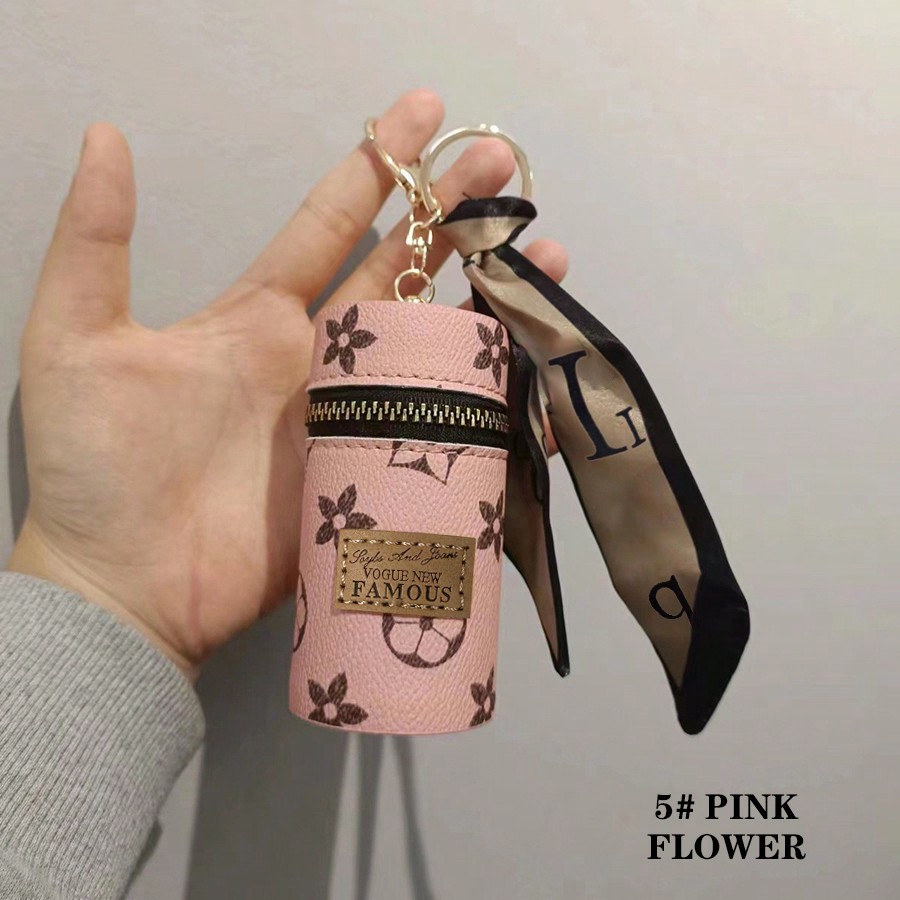 1pc Stylish Cylindrical Lipsti - Monogram Keychain Leather avis et prix