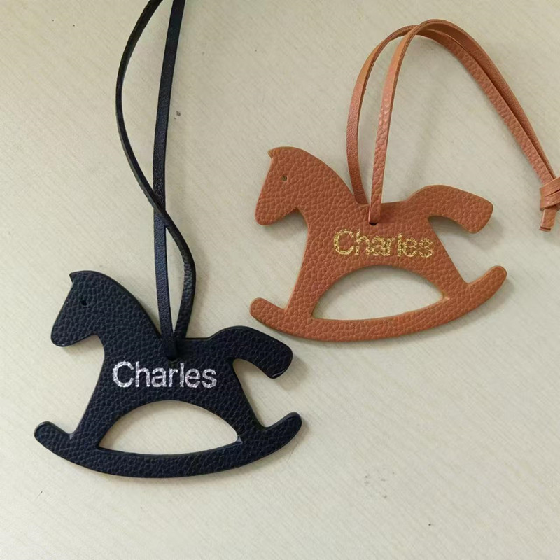 Custom Initial Fashion Horse B - Monogram Keychain Leather avis et prix