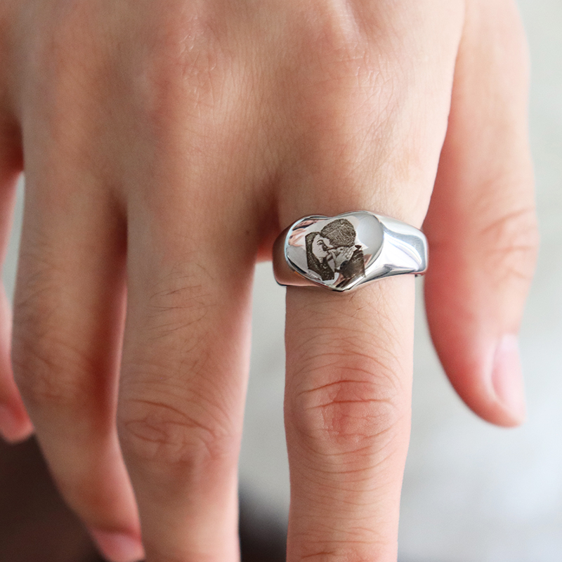 Custom Engraved Picture Logo N - Initial Ring Custom avis et prix