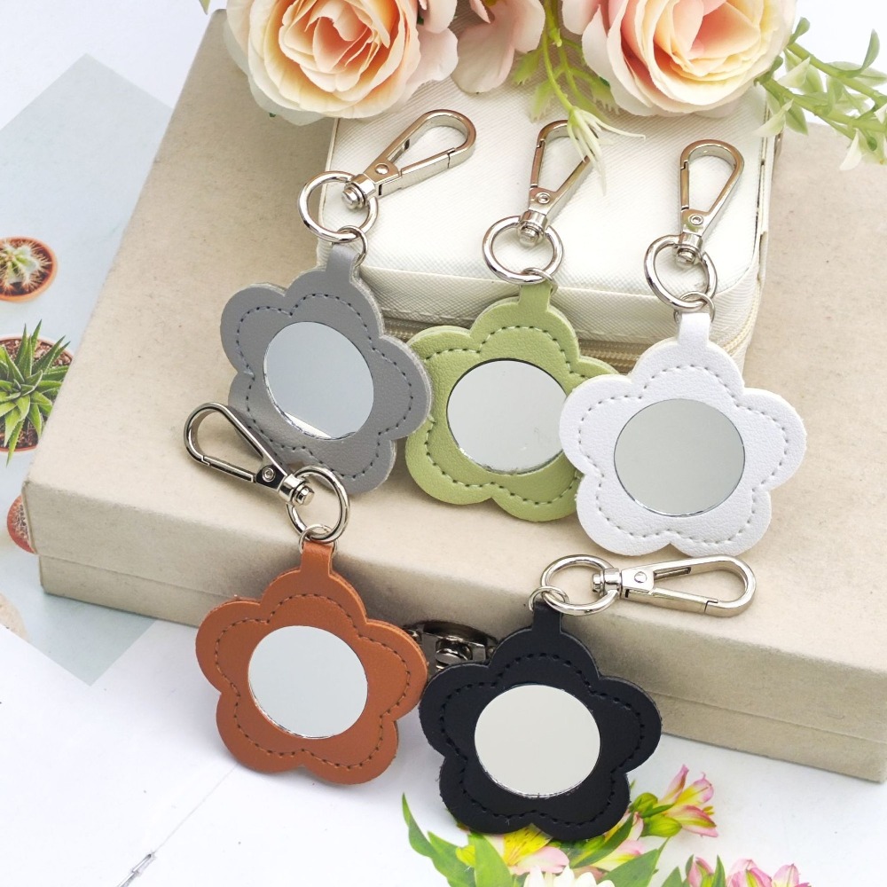 Flower Petal Shaped Mirror Bag - Initial Ring Custom avis et prix